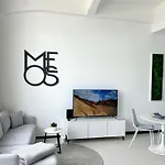 Meos 1 -Zentrum-Balkon-Parkplatz-Gym-Uniklinik
